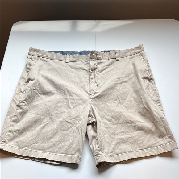 Vineyard Vines Tan Flat Front Shorts - Picture 1 of 7